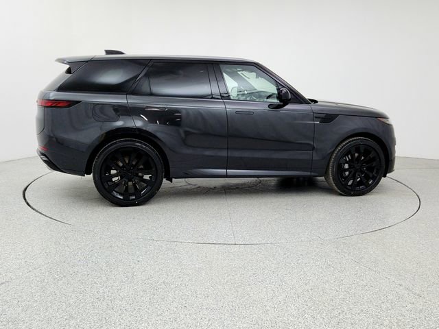 New 2026 Land Rover Range Rover Sport Dynamic SE image 4