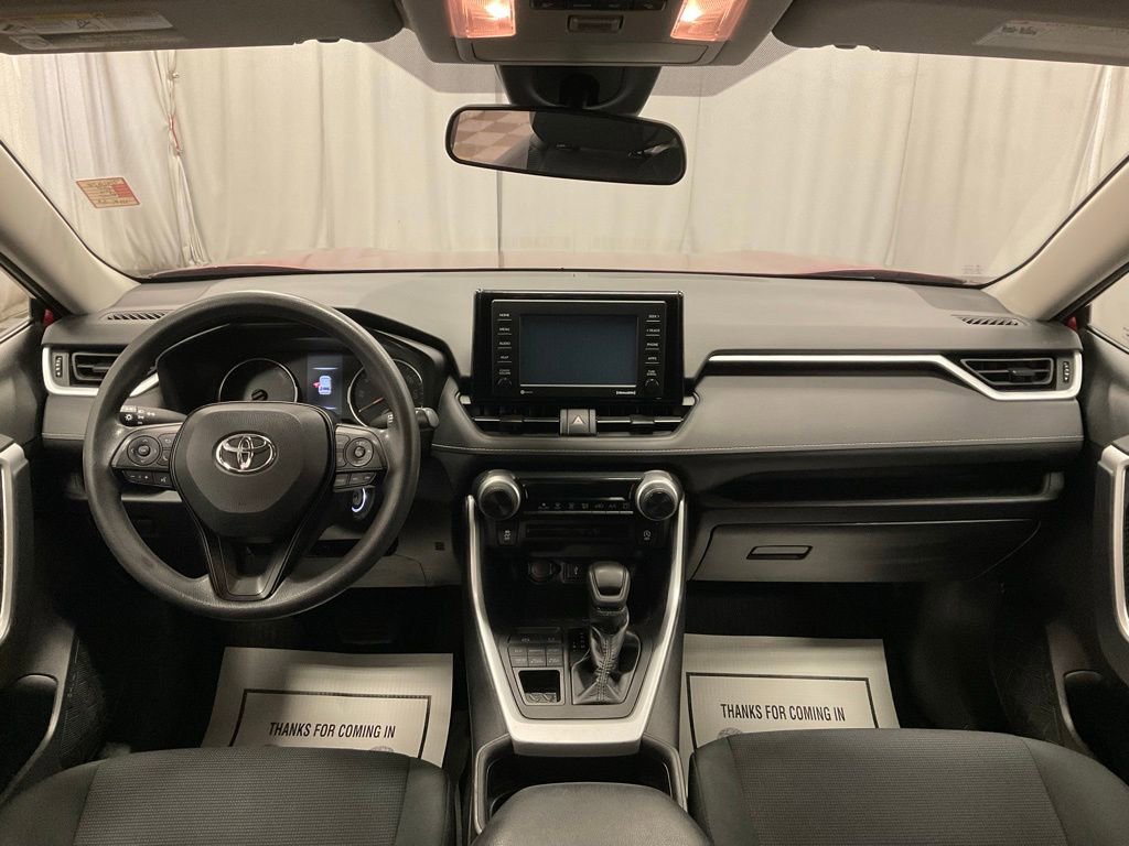 Used 2021 Toyota RAV4 LE video 2