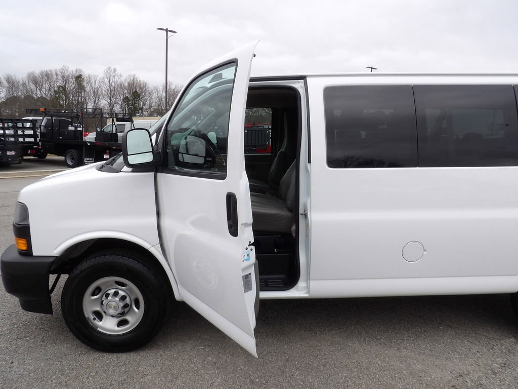 Used 2023 Chevrolet Express 2500 LS w/ Driver Convenience Package image 13