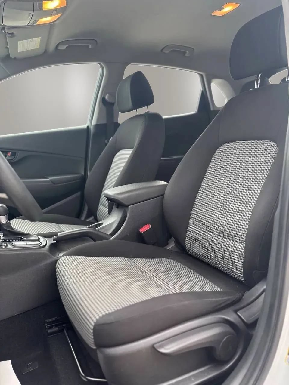 Used 2019 Hyundai Kona SE AWD/4WD image 10