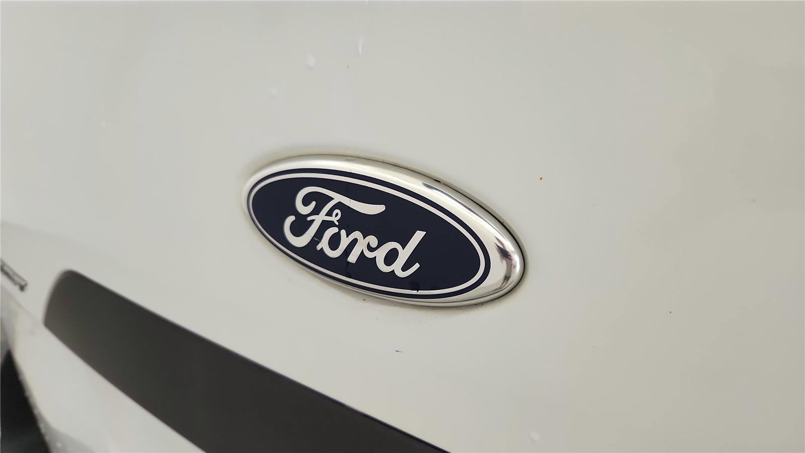Used 2015 Ford Transit Connect XL FWD image 16