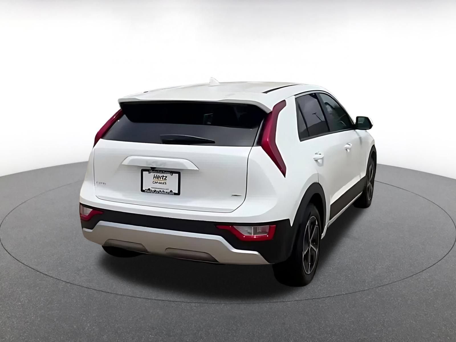 Used 2026 Kia Niro LX FWD image 15