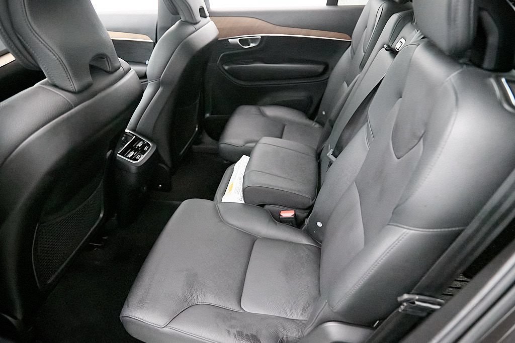 Certified 2024 Volvo XC90 B6 Plus w/ Protection Package Premier AWD/4WD image 21