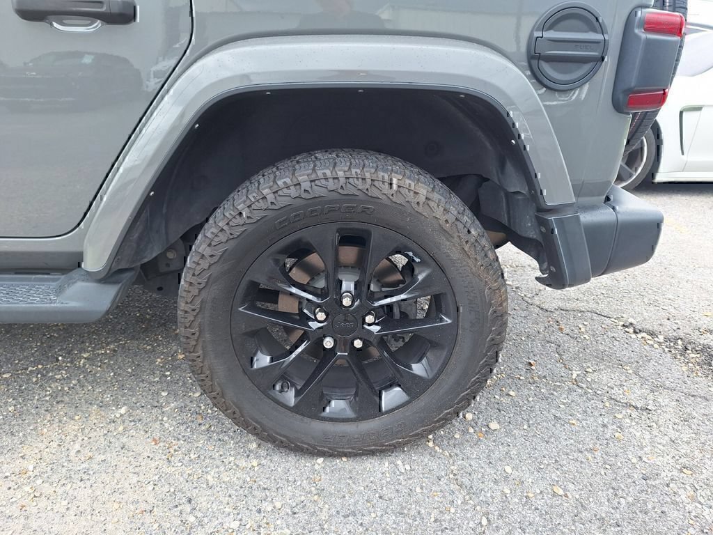 Used 2021 Jeep Wrangler Unlimited Sahara w/ Safety Group AWD/4WD image 24