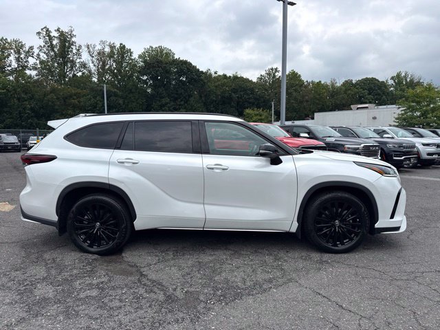 Used 2024 Toyota Highlander XSE AWD/4WD image 15