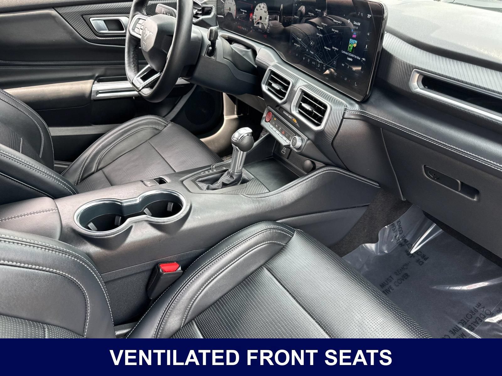 Used 2025 Ford Mustang Premium RWD image 19