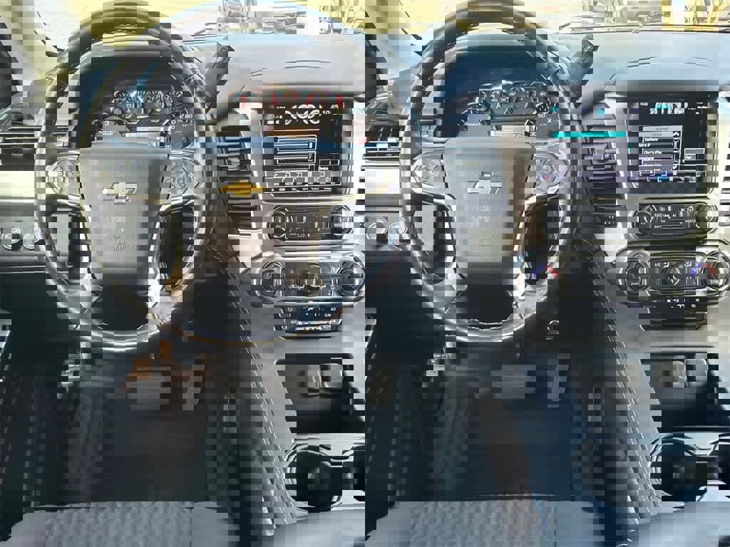 Used 2020 Chevrolet Tahoe LS w/ Enhanced Driver Alert Package image 18