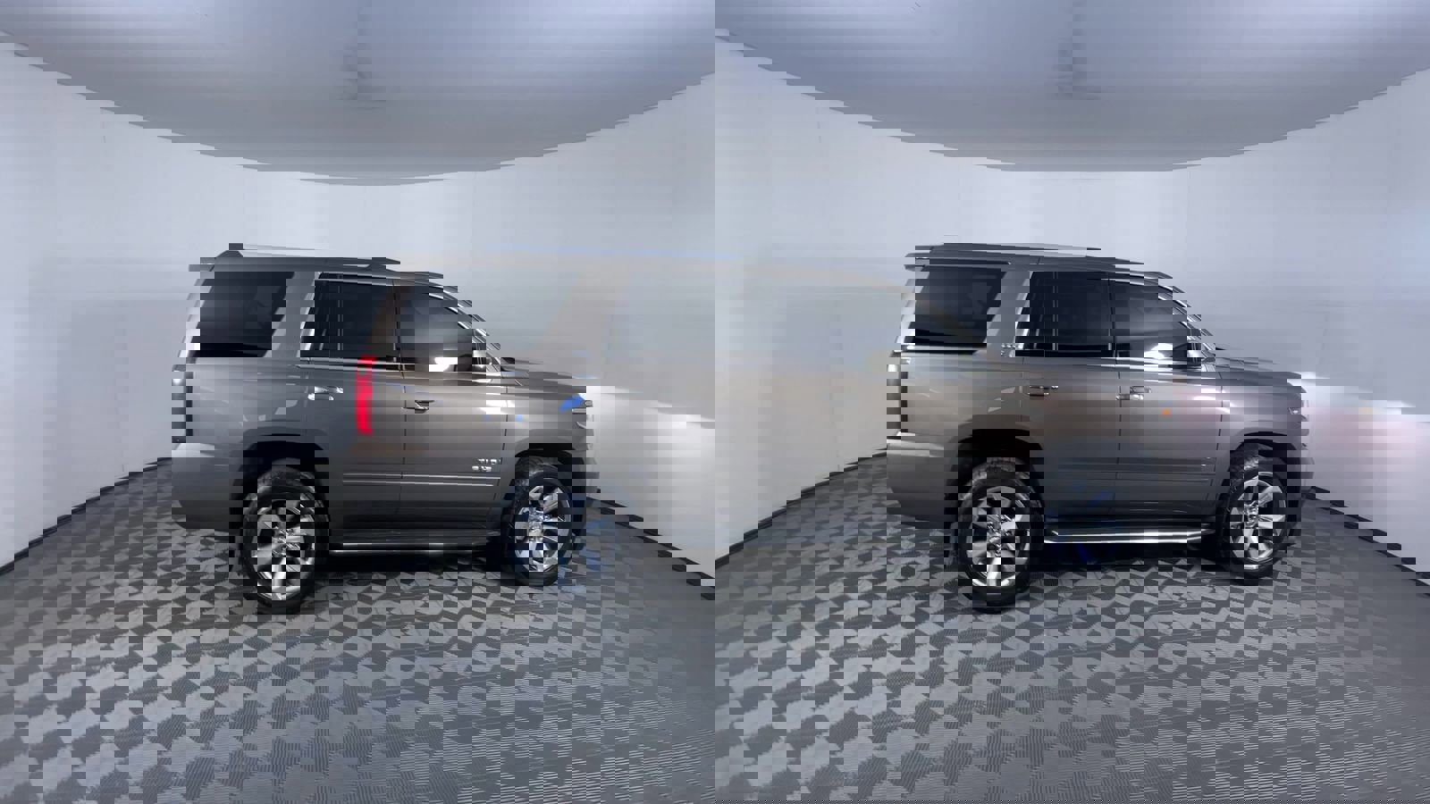 Used 2015 Chevrolet Tahoe LTZ image 9