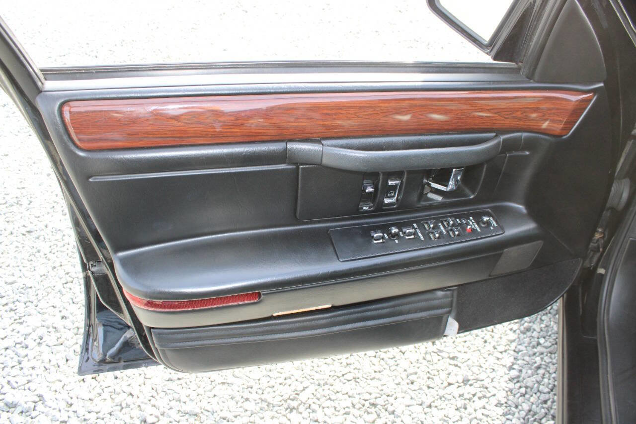 Used 1995 Cadillac De Ville Sedan image 19