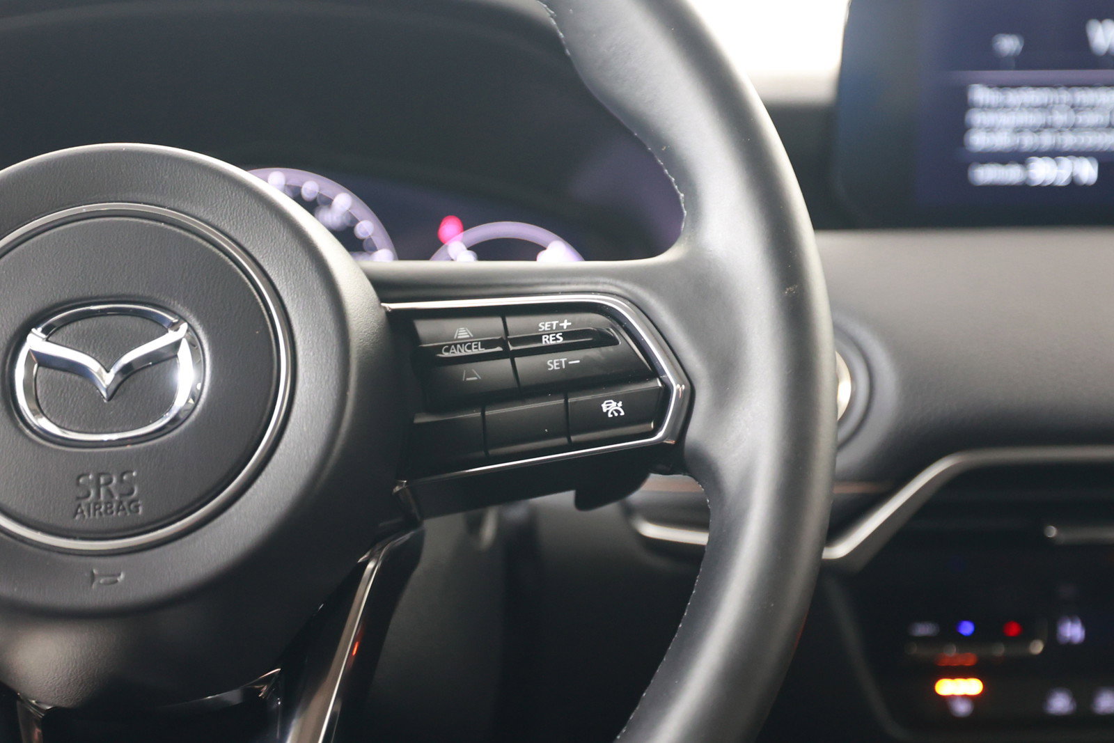 Certified 2024 MAZDA CX-90 Plug-In Hybrid w/ Premium Pkg image 18