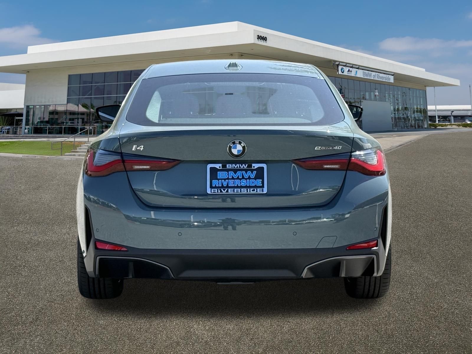 New 2026 BMW i4 eDrive40 RWD image 9