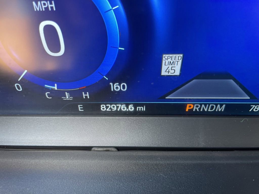 Used 2020 Ford Explorer Platinum w/ Premium Technology Package image 18