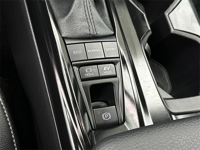 Certified 2025 Toyota Camry SE image 30