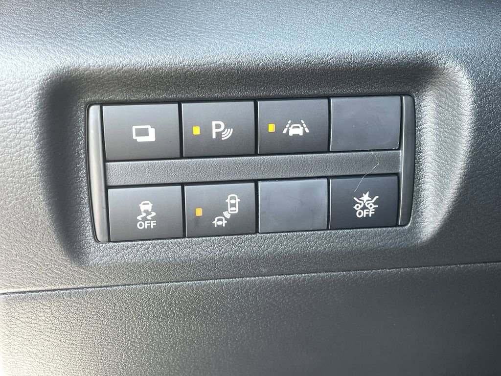 New 2025 Nissan Kicks Play S image 23