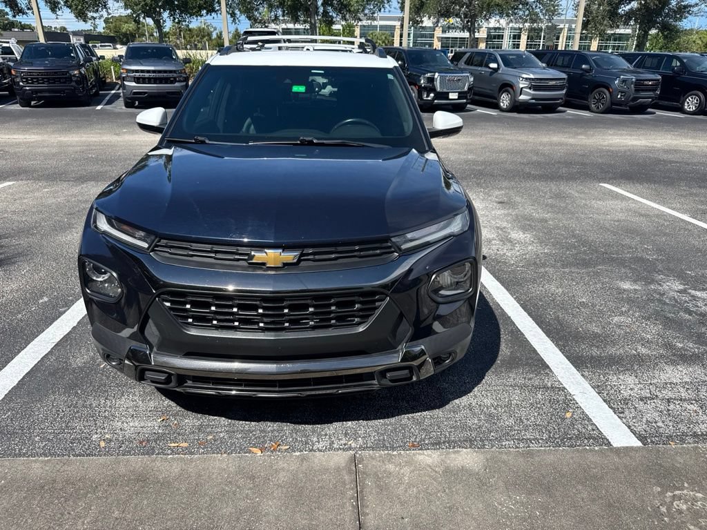 Used 2021 Chevrolet TrailBlazer ACTIV w/ Technology Package FWD image 2