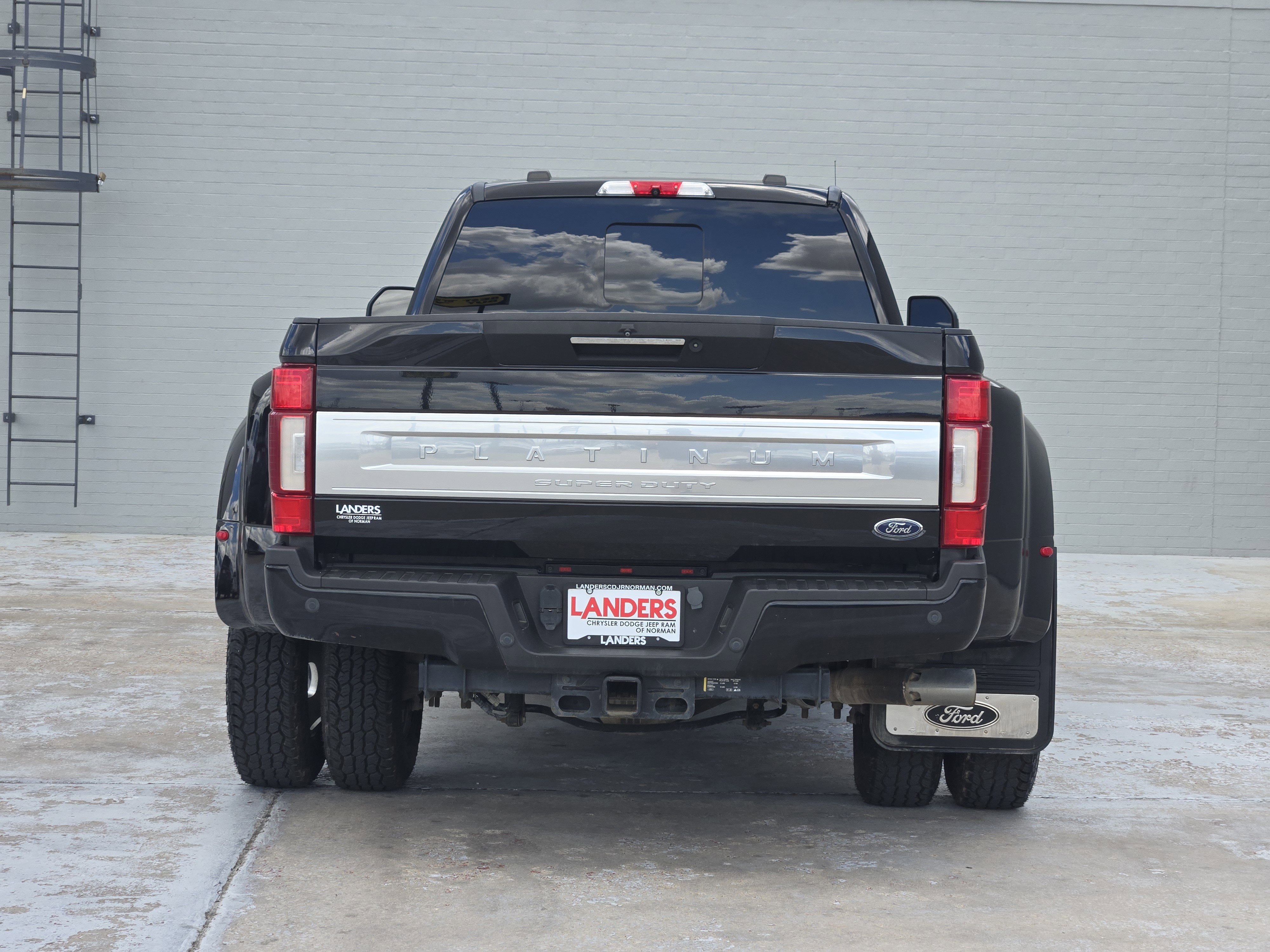 Used 2020 Ford F350 Platinum AWD/4WD image 7