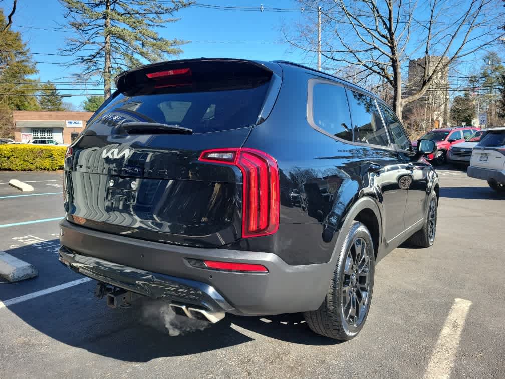 Used 2022 Kia Telluride SX w/ SX Prestige Package AWD/4WD image 3