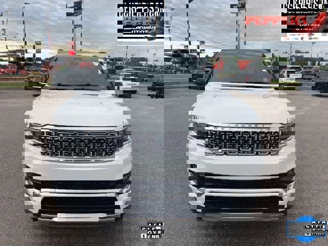 Used 2024 Jeep Grand Wagoneer L Series III image 9