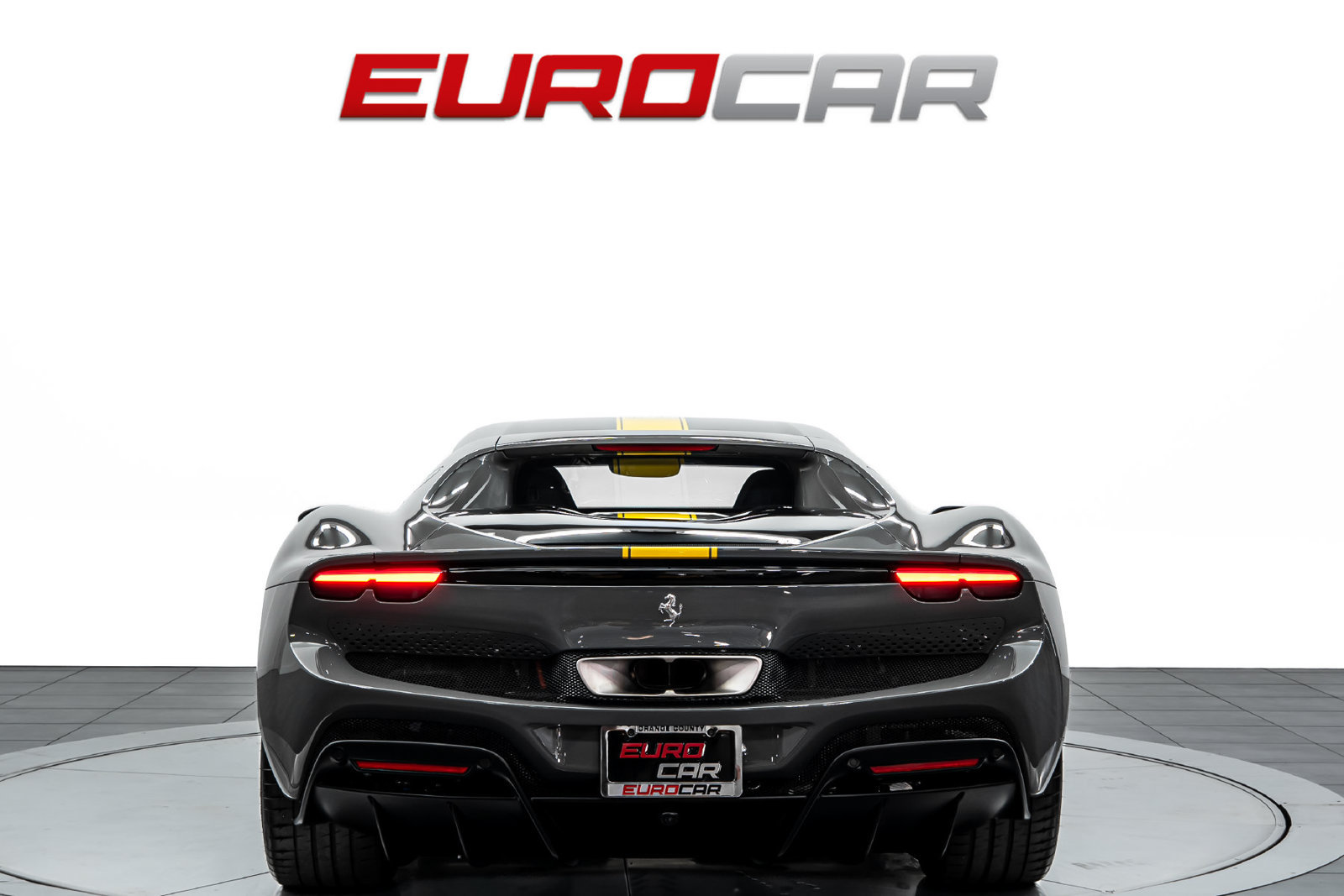 Used 2023 Ferrari 296 GTB RWD image 4