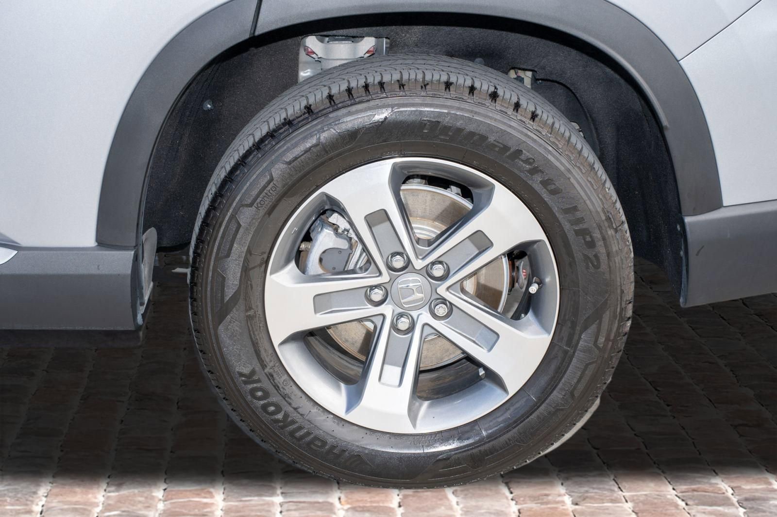 Certified 2024 Honda Pilot EX-L image 43