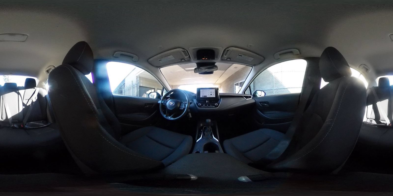 Used 2025 Toyota Corolla LE FWD image 39