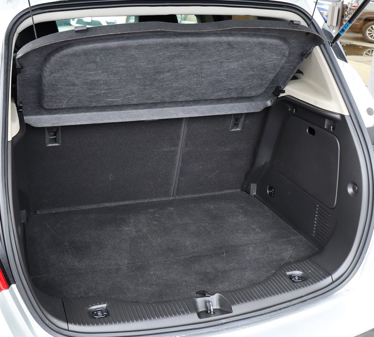 Used 2021 Buick Encore Preferred w/ Safety Package II FWD image 25