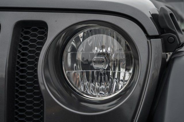 Used 2020 Jeep Wrangler Sport image 9