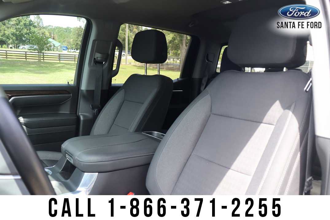 Used 2025 GMC Sierra 1500 Elevation w/ Preferred Package AWD/4WD image 17