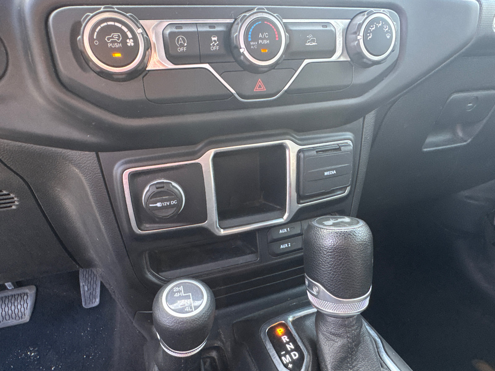 Used 2021 Jeep Wrangler Unlimited Sport AWD/4WD image 25