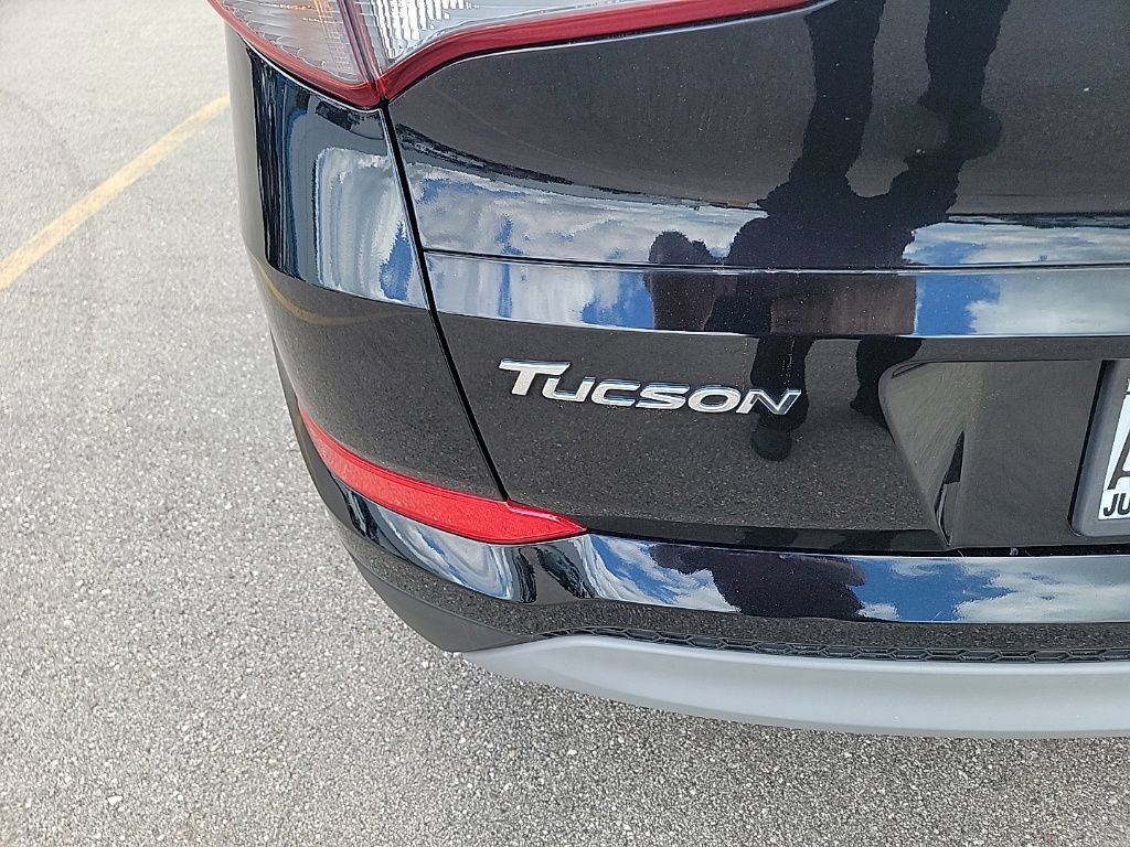 Used 2017 Hyundai Tucson Night AWD/4WD image 14
