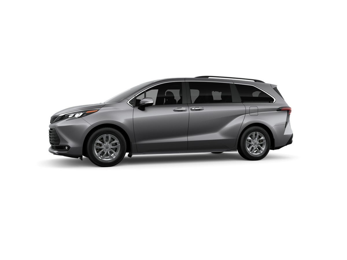 New 2026 Toyota Sienna XLE AWD/4WD image 3