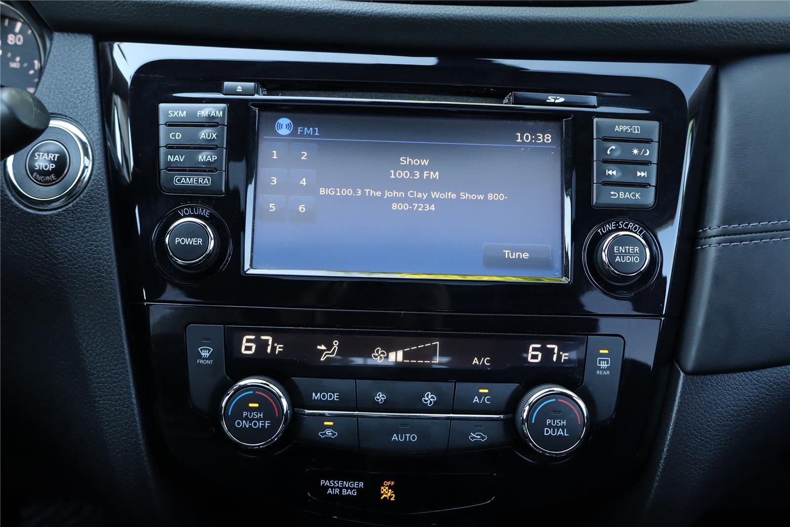 Used 2017 Nissan Rogue SL w/ SL Premium Package image 19