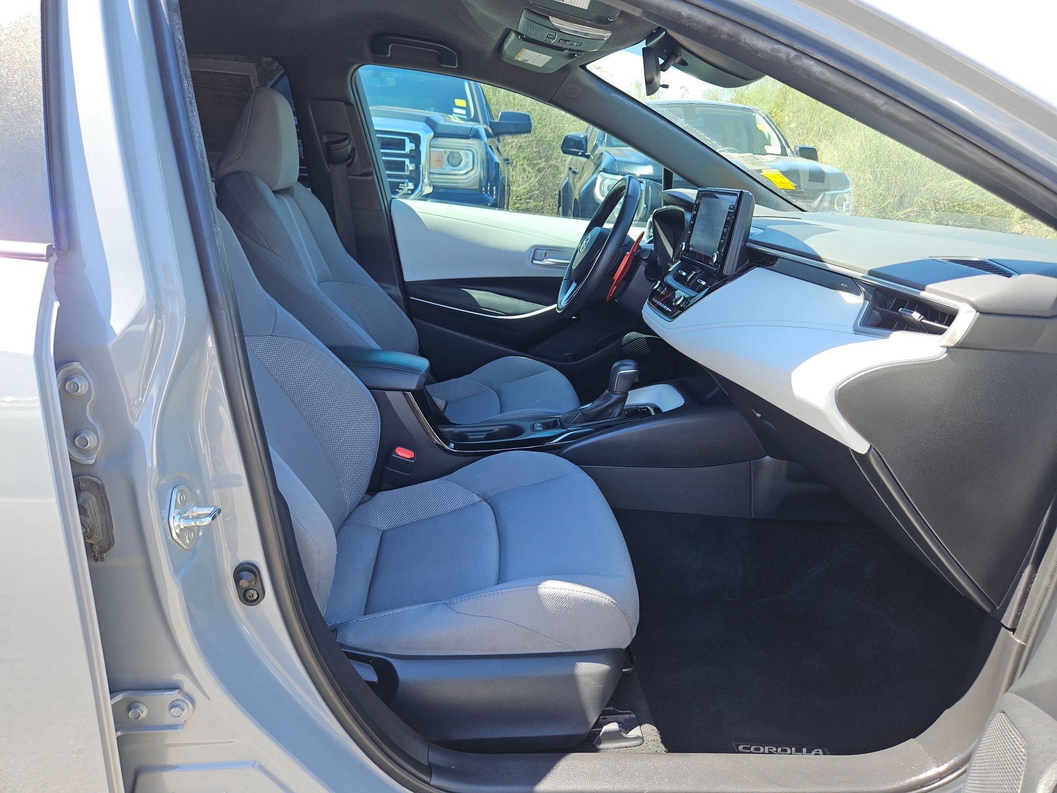 Used 2022 Toyota Corolla SE image 23