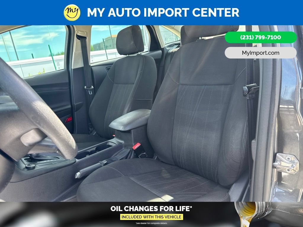 Used 2017 Ford Focus SE FWD image 13