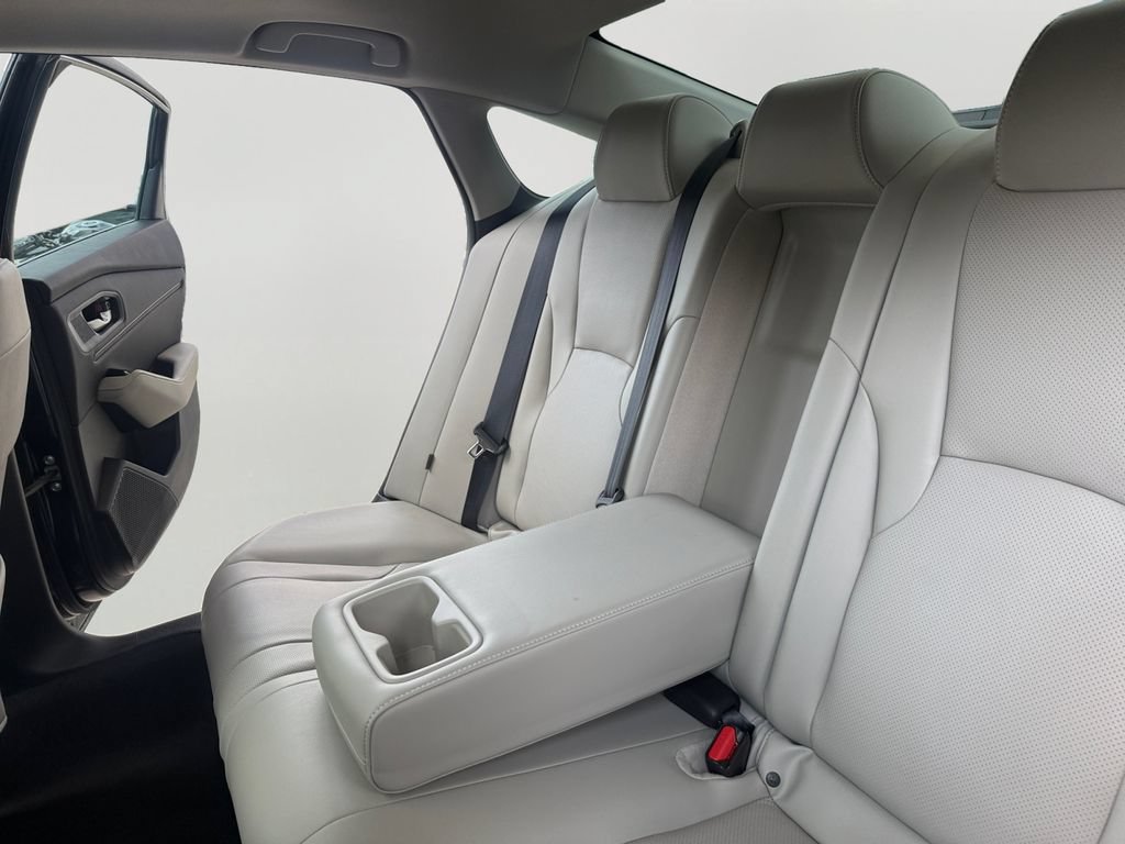 Certified 2024 Honda Accord Touring image 25