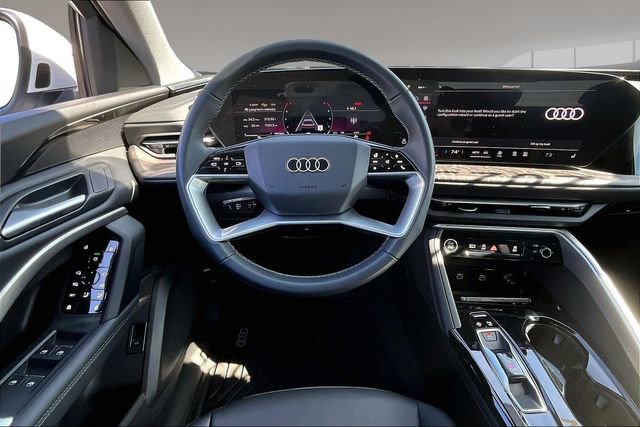 Used 2025 Audi Q5 Premium w/ Convenience Package AWD/4WD image 8