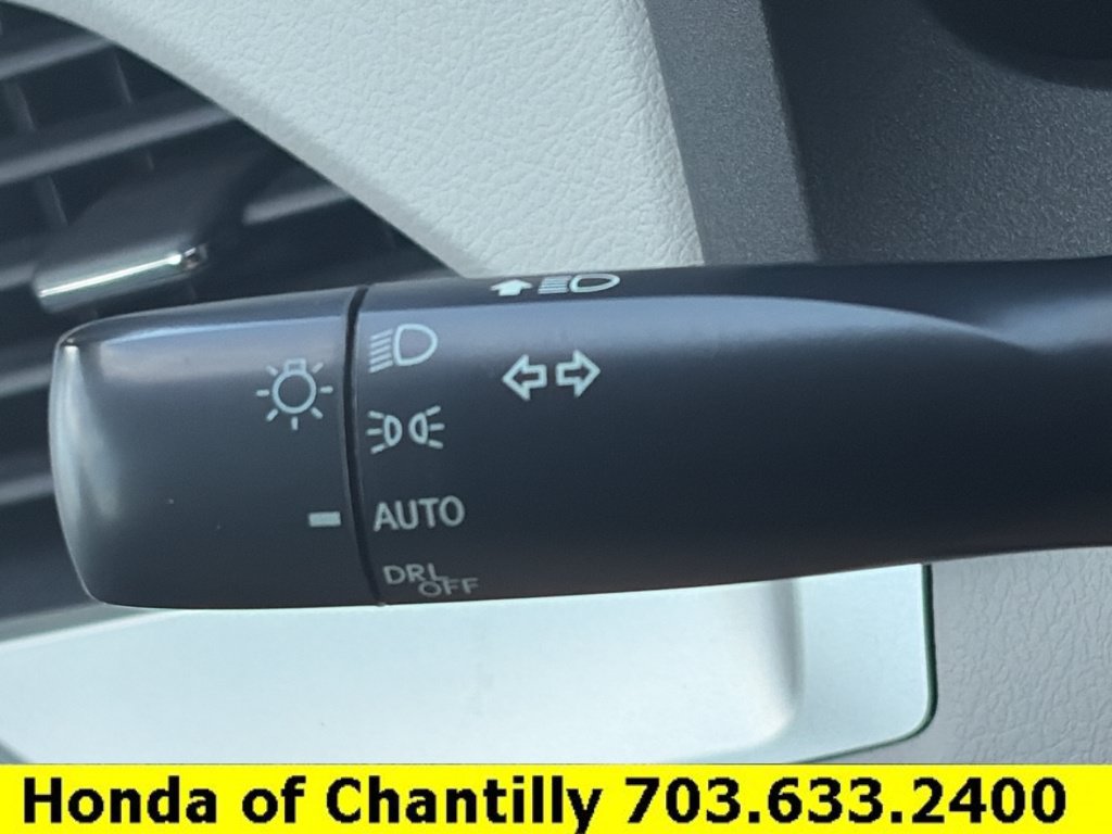 Used 2020 Toyota Sienna LE FWD image 10