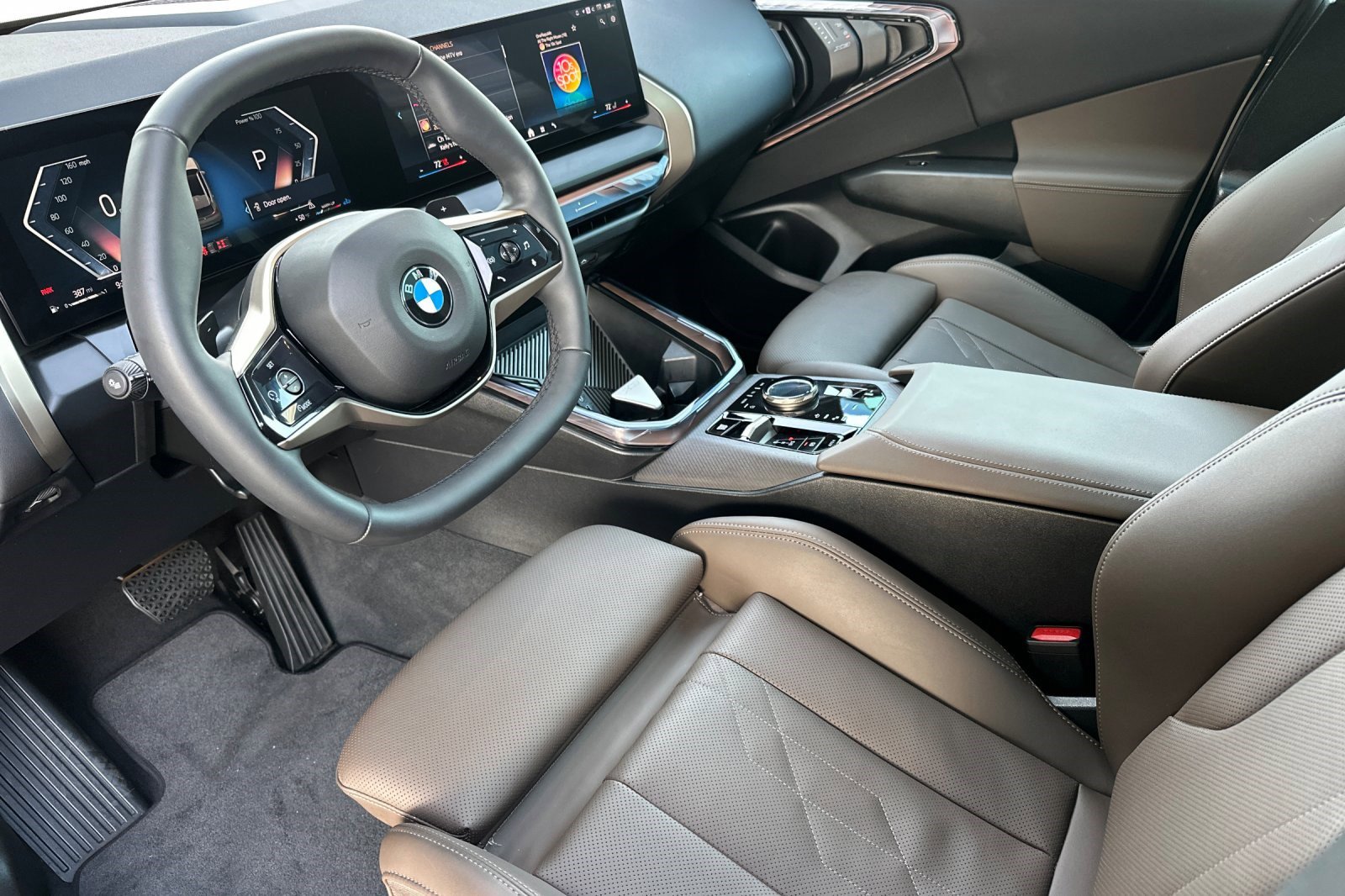 Used 2025 BMW X3 xDrive30i w/ Convenience Package image 11