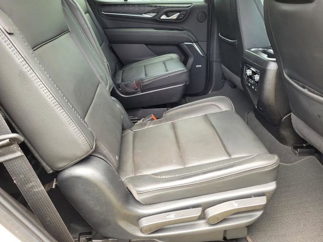 Used 2023 GMC Yukon Denali w/ Advanced Technology Package AWD/4WD image 28