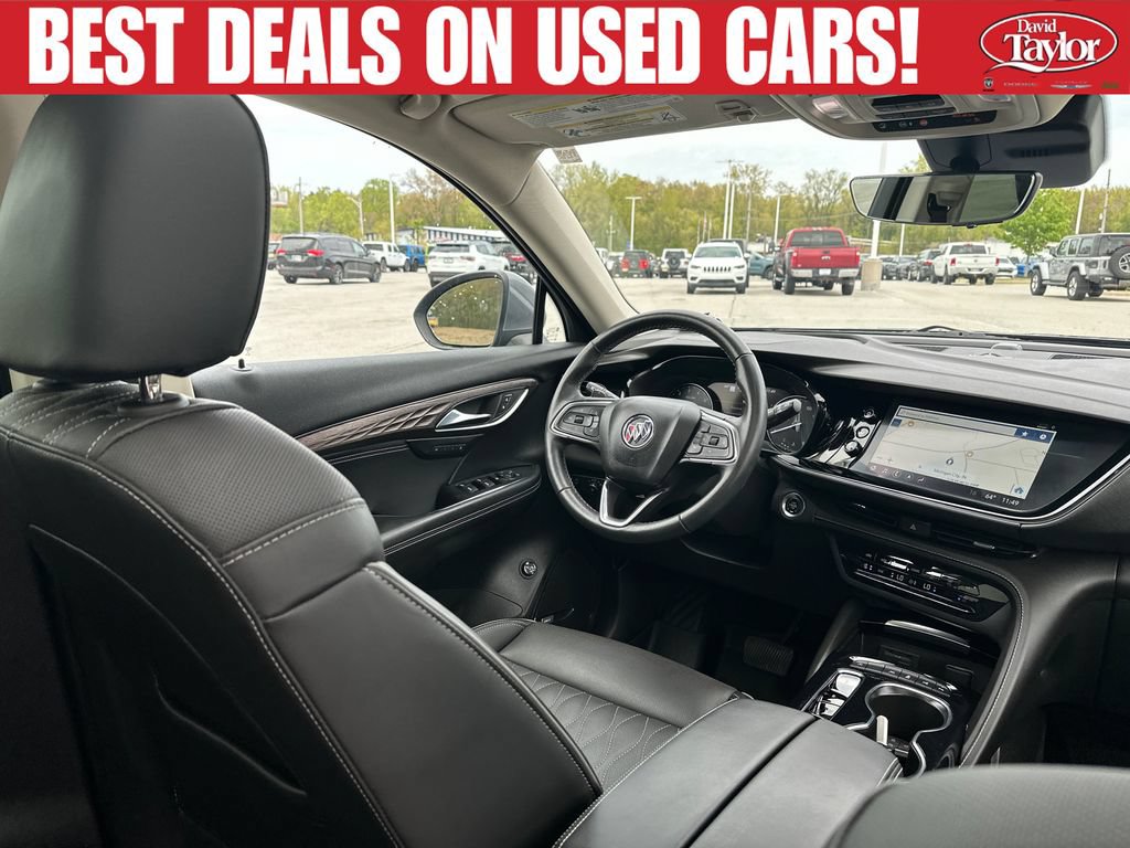 Used 2022 Buick Envision Avenir w/ Technology Package II FWD image 34