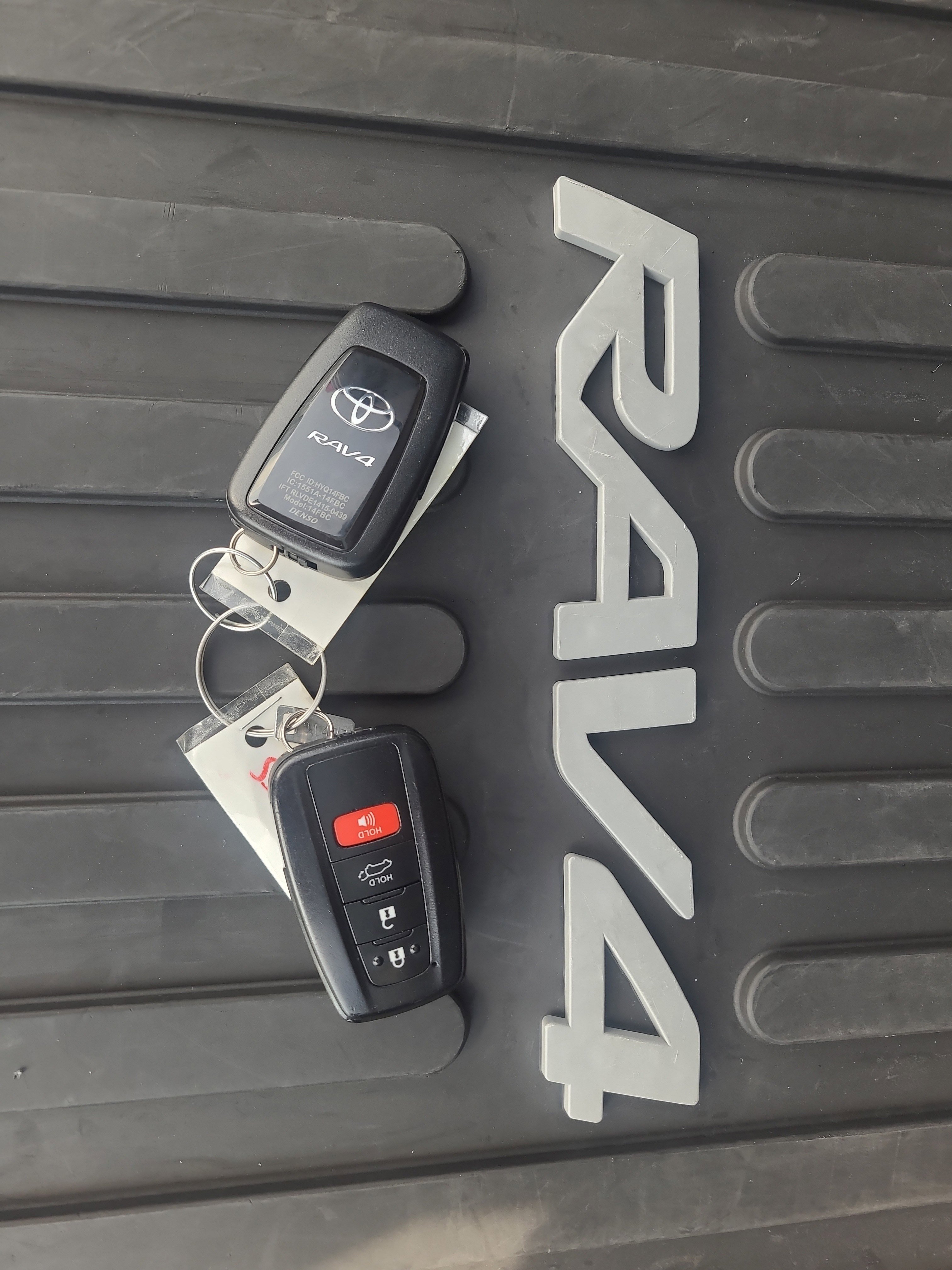 Certified 2019 Toyota RAV4 XLE w/ Convenience Package AWD/4WD image 31