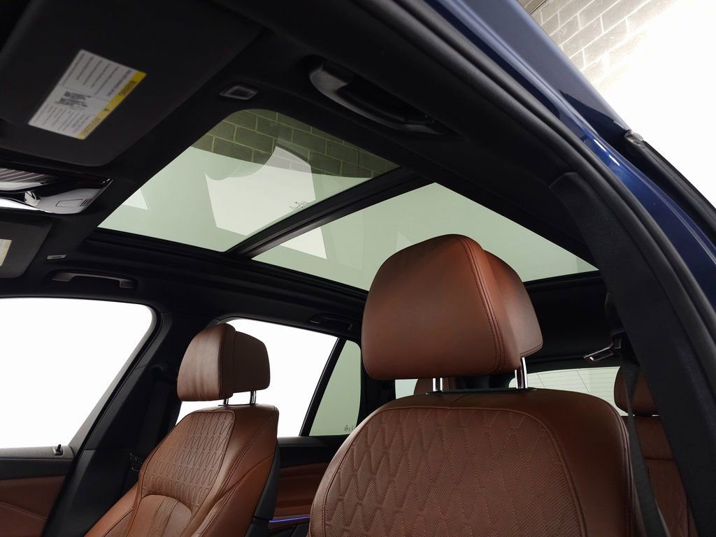 Used 2019 BMW X5 xDrive50i w/ Premium Package 2 AWD/4WD image 17