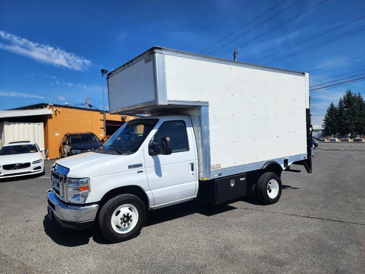 Used 2018 Ford E-350 and Econoline 350 Super Duty w/ Power Windows & Locks Group RWD image 11