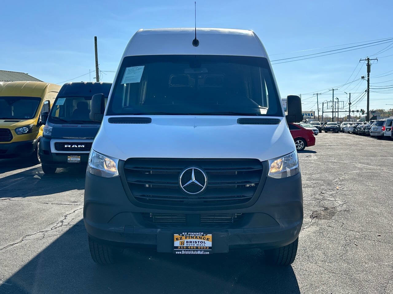 Used 2023 Mercedes-Benz Sprinter 2500 image 2