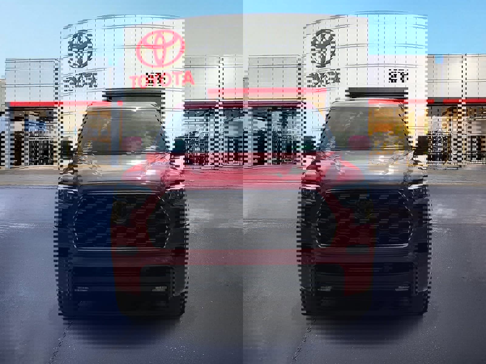 Used 2024 Toyota Sequoia Platinum image 2