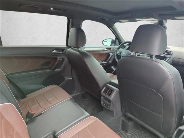 Used 2024 Volkswagen Tiguan SEL R-Line image 21