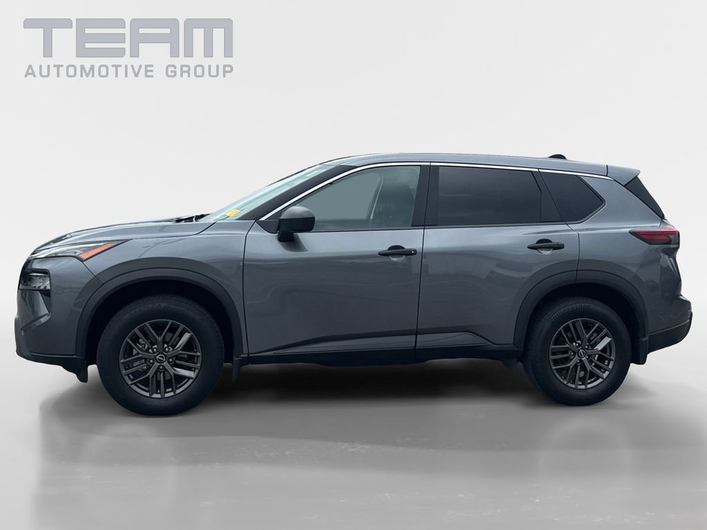 Used 2025 Nissan Rogue S FWD image 4