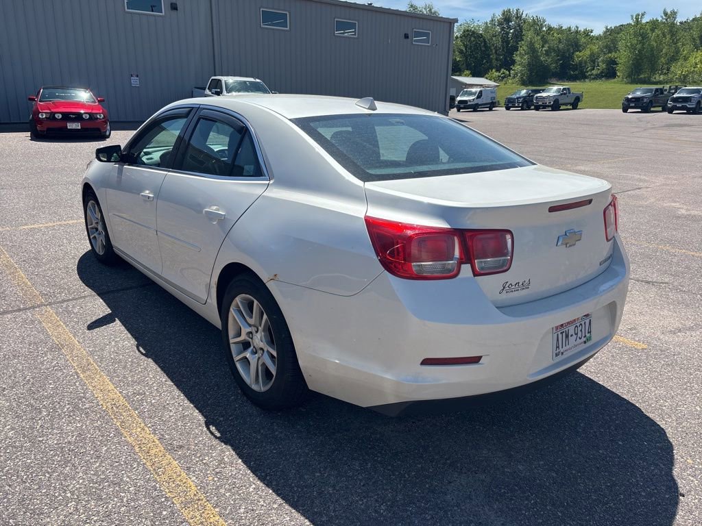Used 2014 Chevrolet Malibu LT FWD image 2