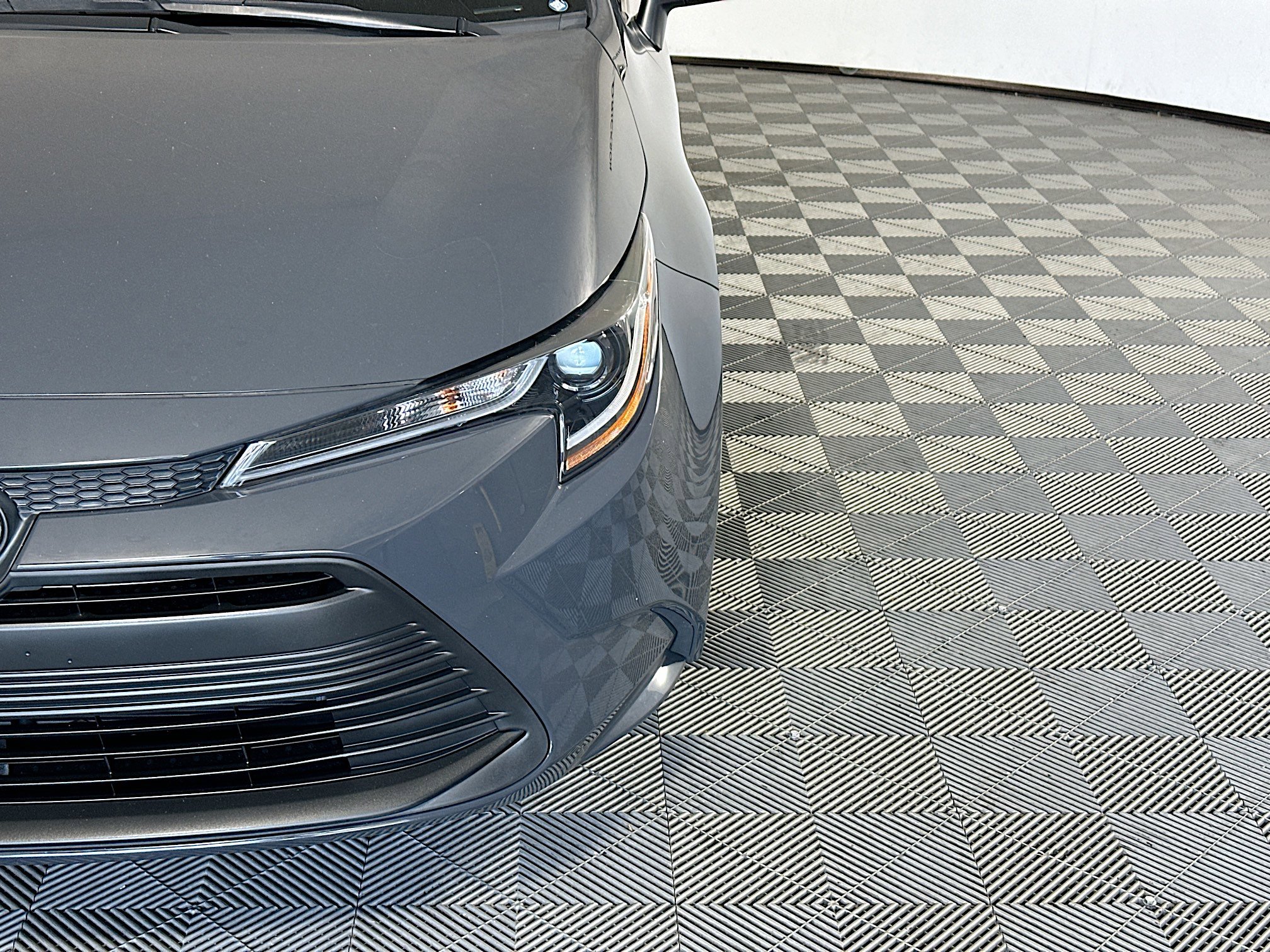 Certified 2023 Toyota Corolla LE image 9