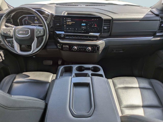 Used 2025 GMC Sierra 1500 SLT RWD image 16